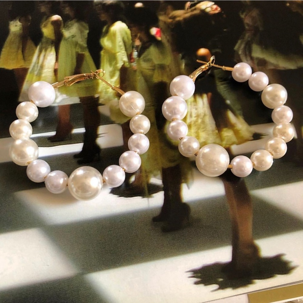 Pearl hoops